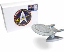 STAR TREK THE NEXT GENERATION DIE CAST MODEL USS ENTERPRISE NCC-1701-D